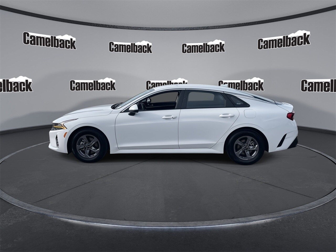 2023 Kia K5 LXS photo 4