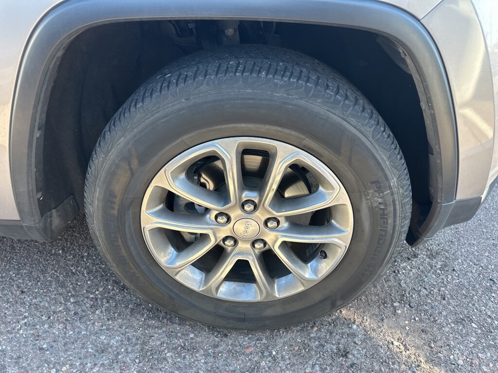 Used 2014 Jeep Grand Cherokee Limited 4x2 SUV