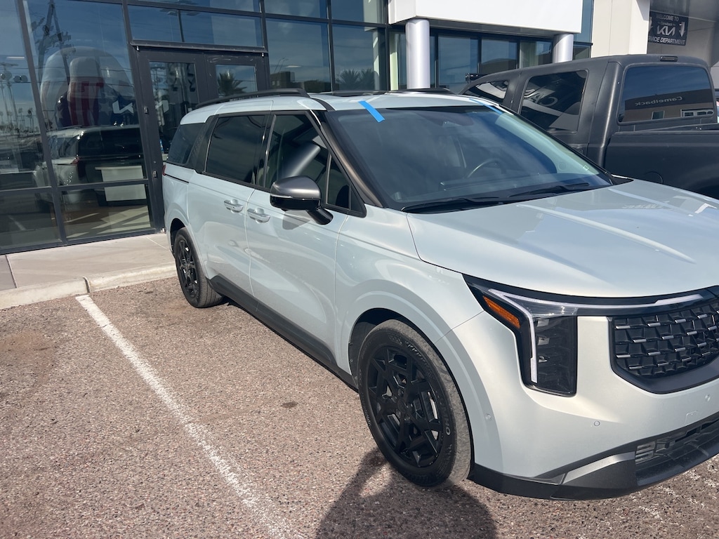 Used 2025 Kia Carnival Hybrid SX Van Passenger Van