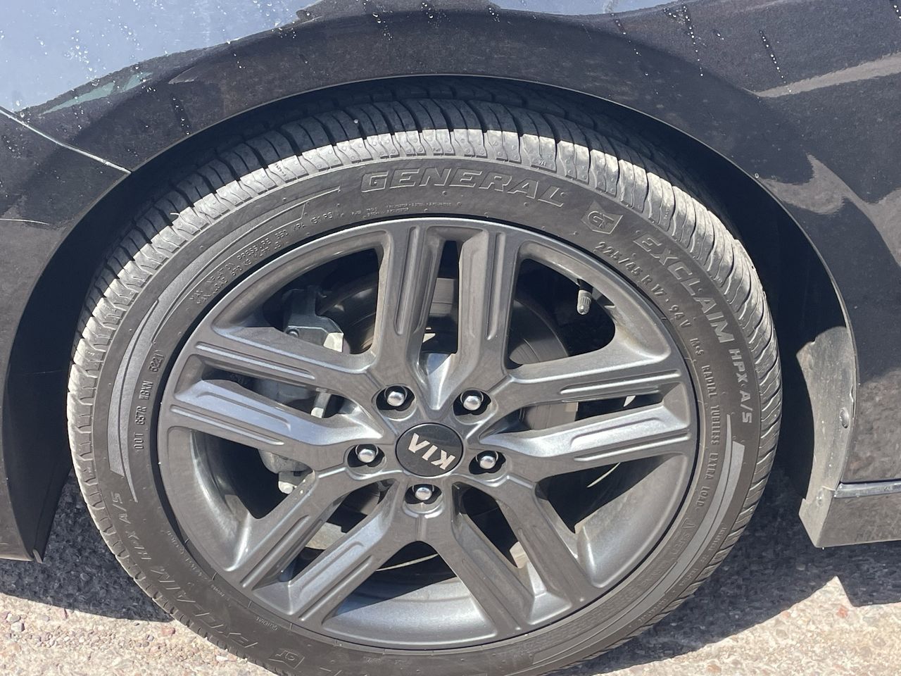 Certified Used 2021 Aurora Black Kia GT-Line image 5