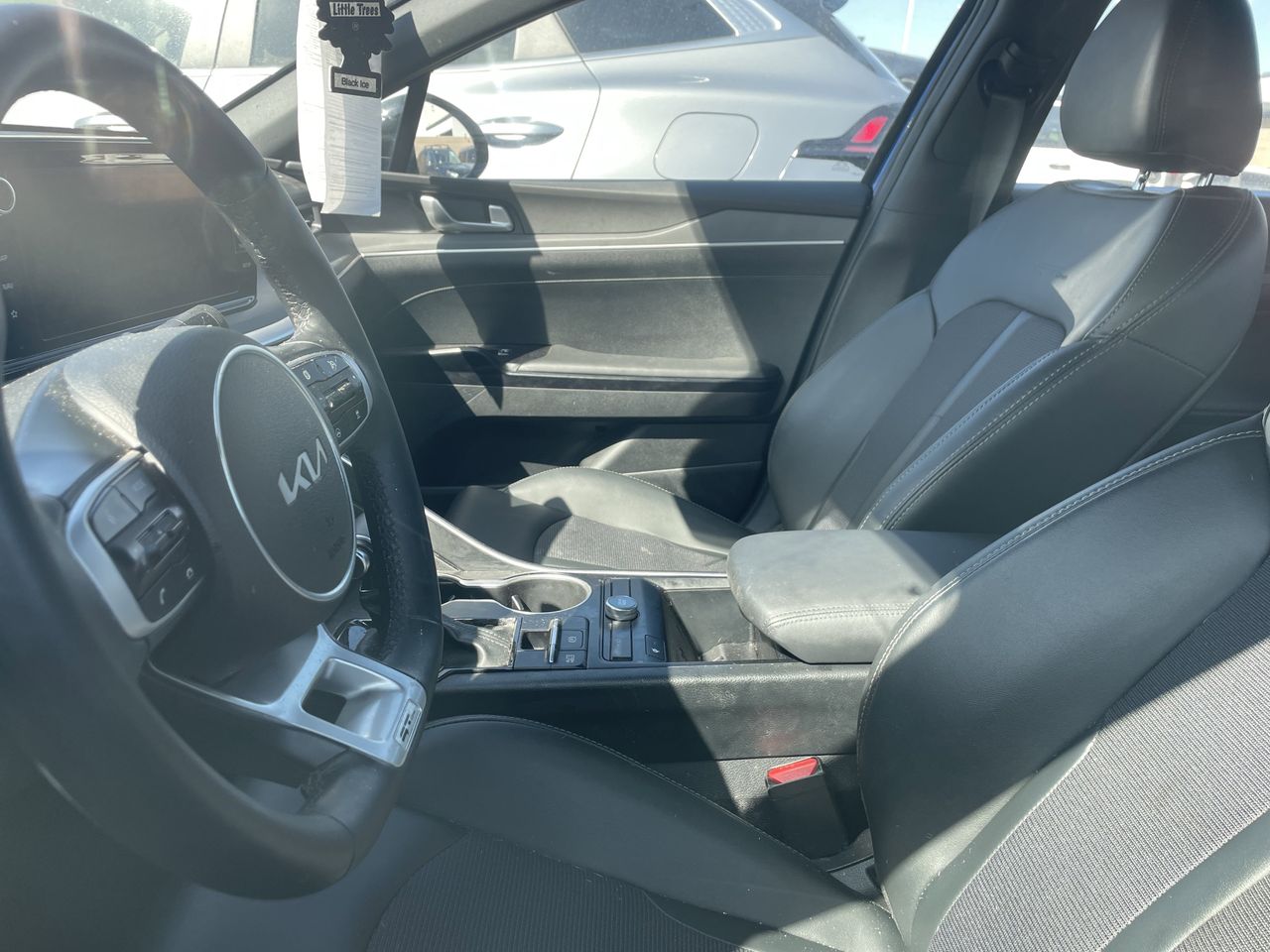 Certified Used 2023 Sapphire Blue Kia GT-Line image 7