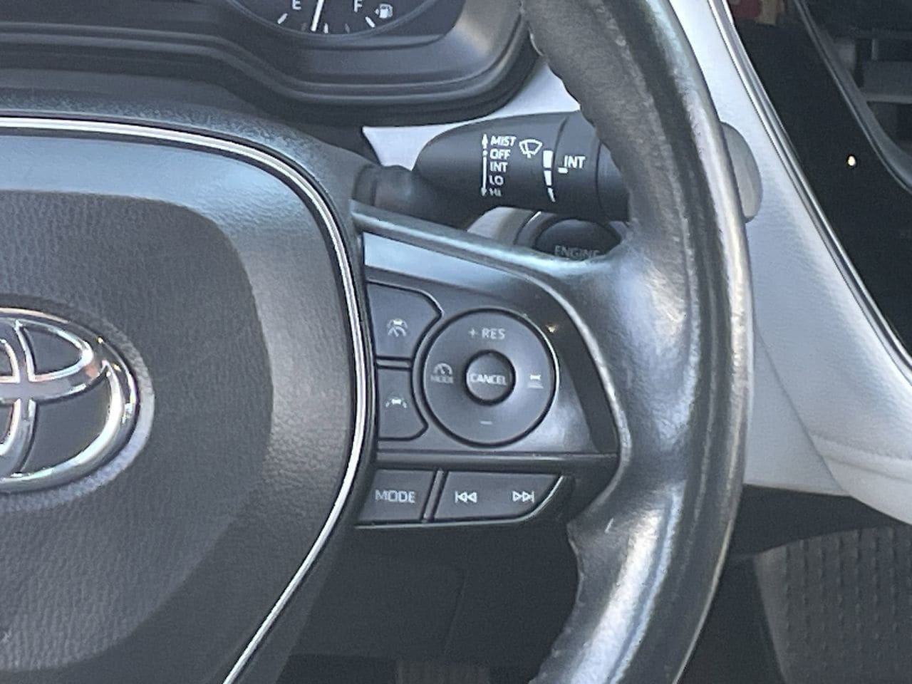 Used 2023 Blueprint Toyota SE image 22