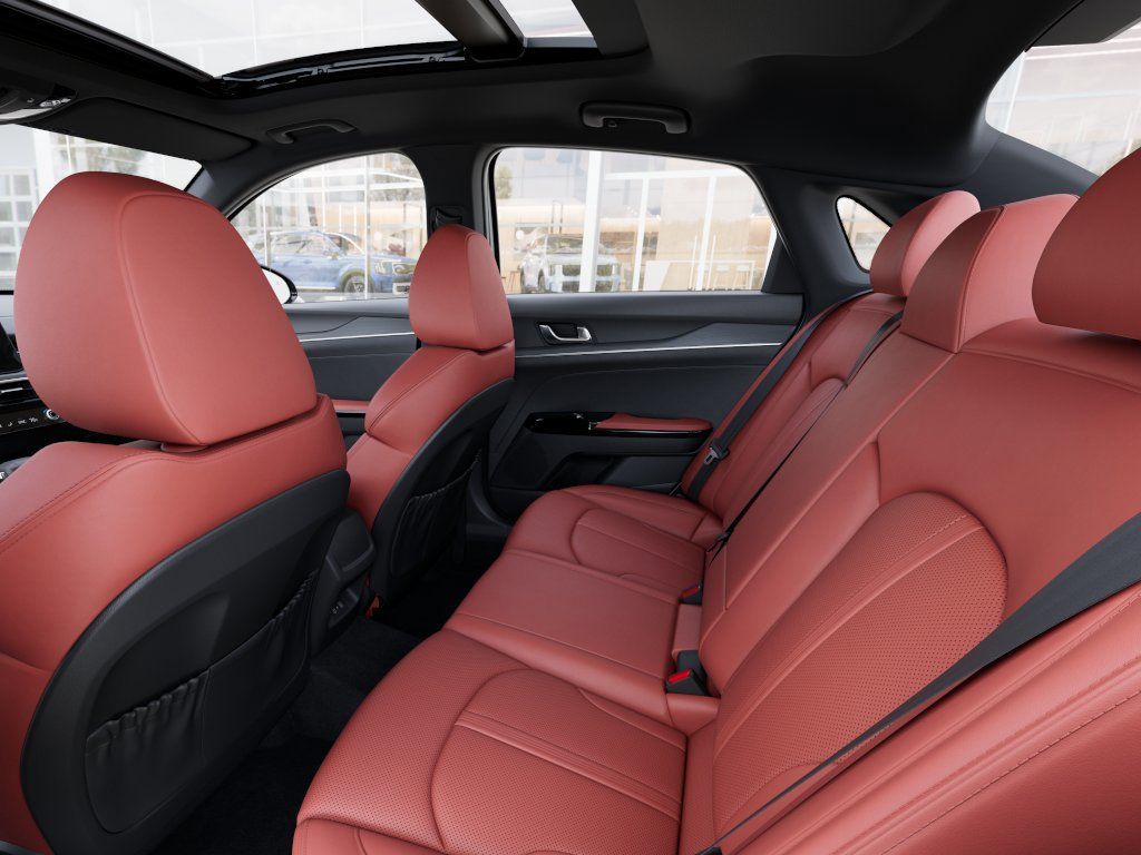 New 2026 Snow White Pearl Kia GT-Line image 18