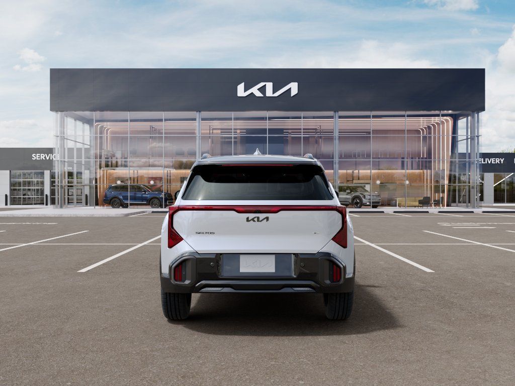 New 2027 Snow White Pearl/Black Roof Kia X-Line S image 5