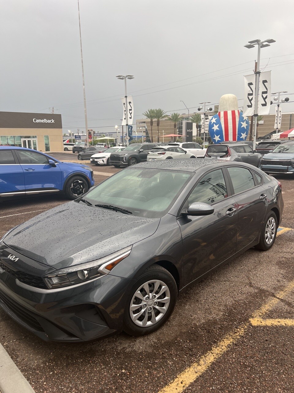 2022 Kia Forte FE photo 2