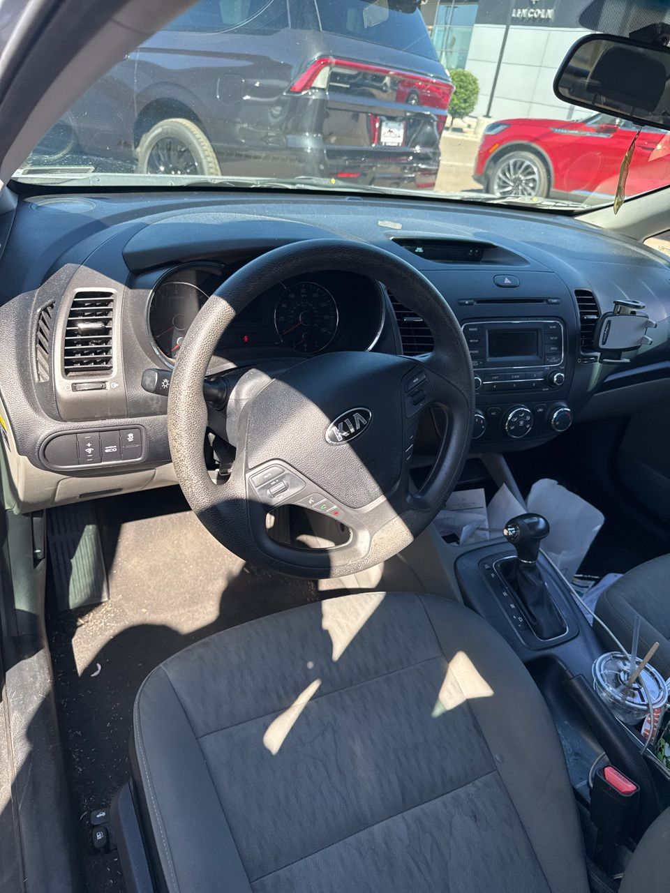 Used 2016 Silky Silver Kia LX FWD image 4