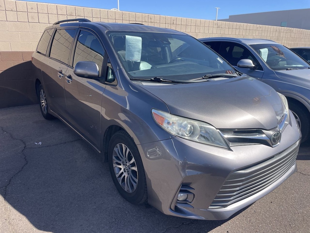 Used 2018 Toyota Sienna Van Passenger Van