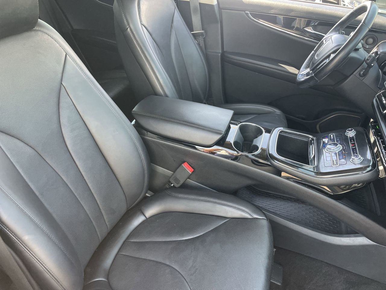 Used 2022 Asher Gray Lincoln Reserve image 10