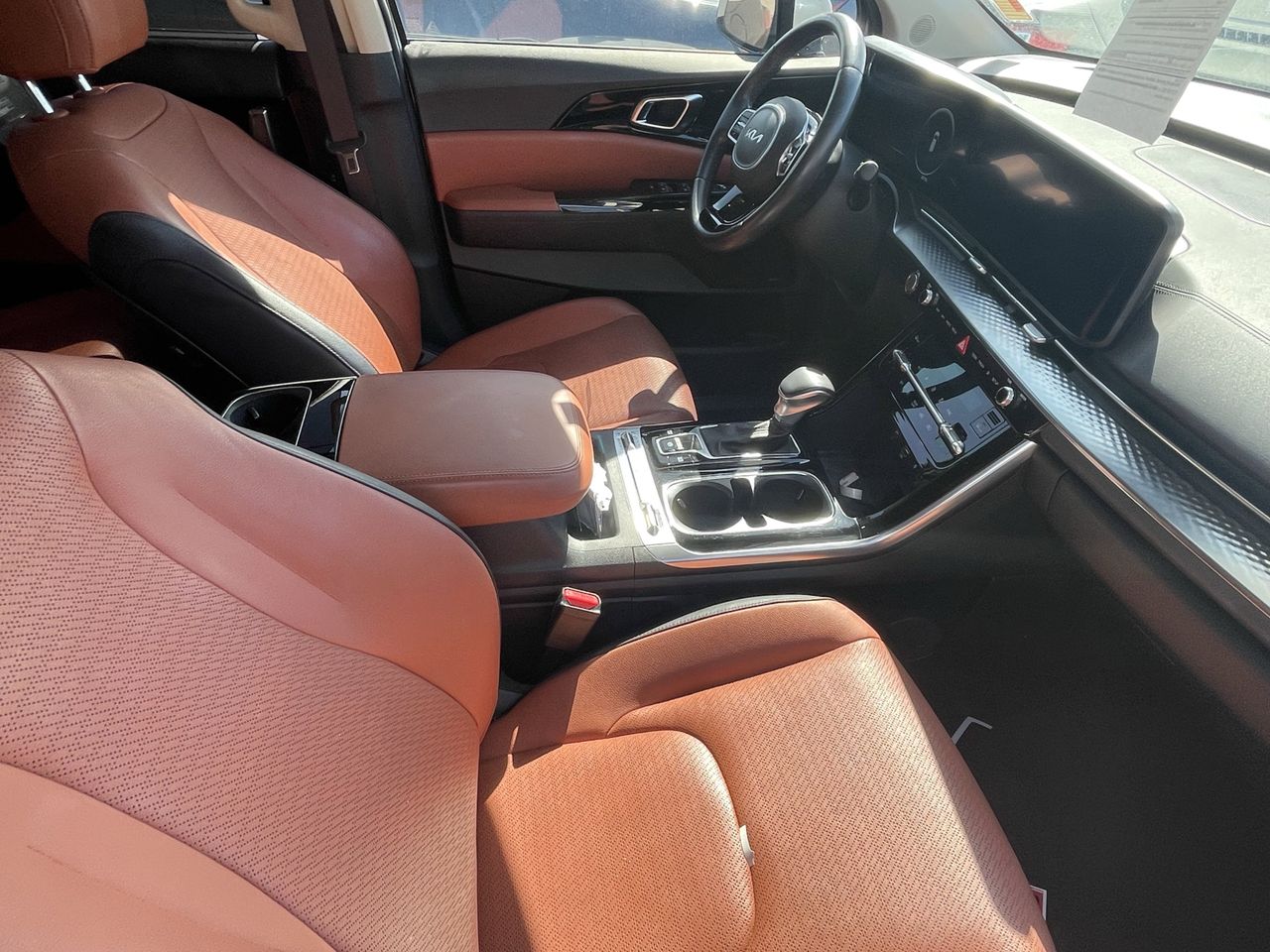 Certified Used 2024 Snow White Pearl Kia SX image 17