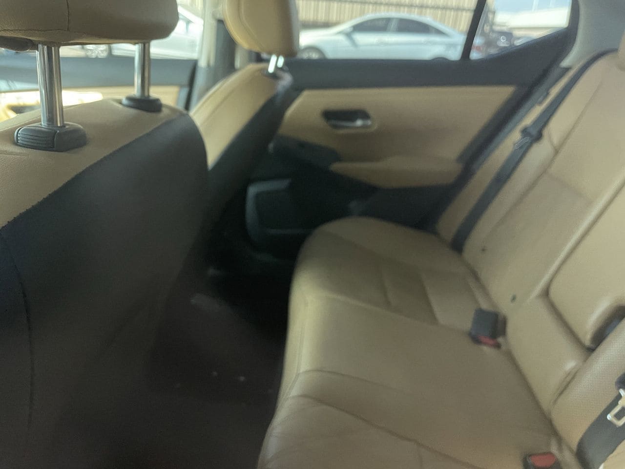 Used 2022 Scarlet Ember Tintcoat Nissan SV image 8