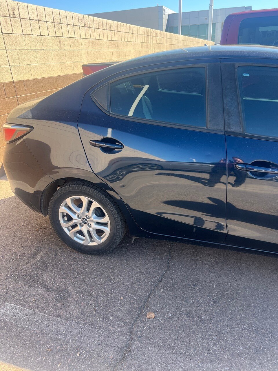 2018 Toyota Yaris iA Base photo 4