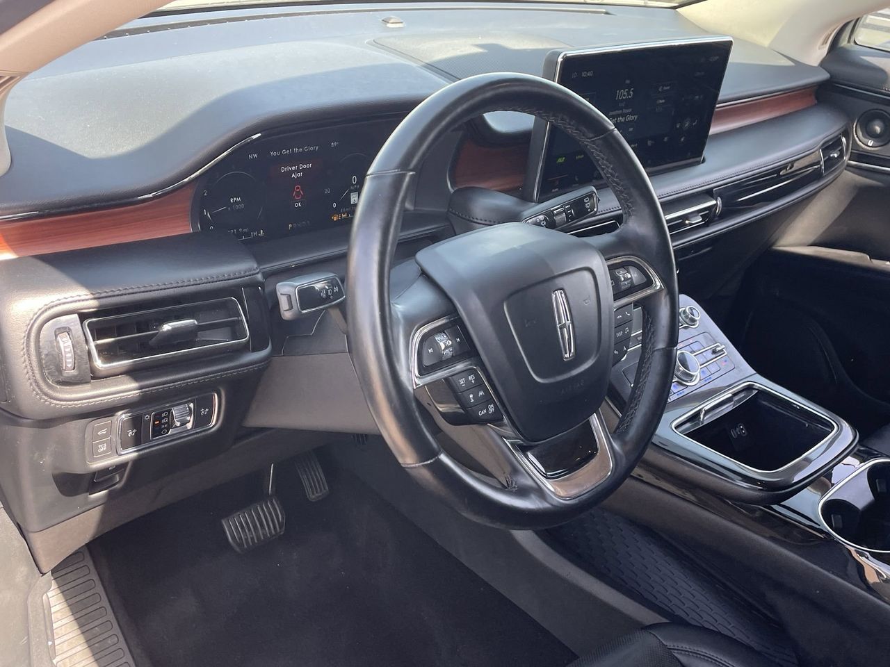 Used 2022 Asher Gray Lincoln Reserve image 17