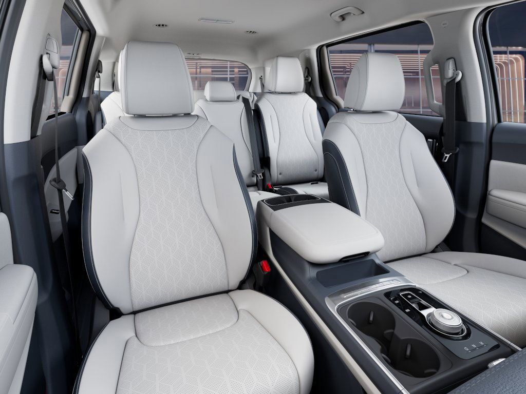 New 2026 Ceramic Silver Kia EX image 15