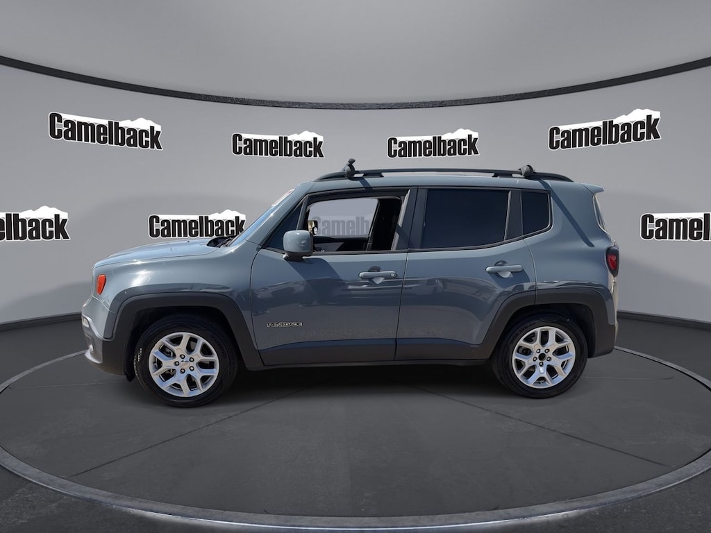 Used 2018 Jeep Renegade Latitude FWD SUV