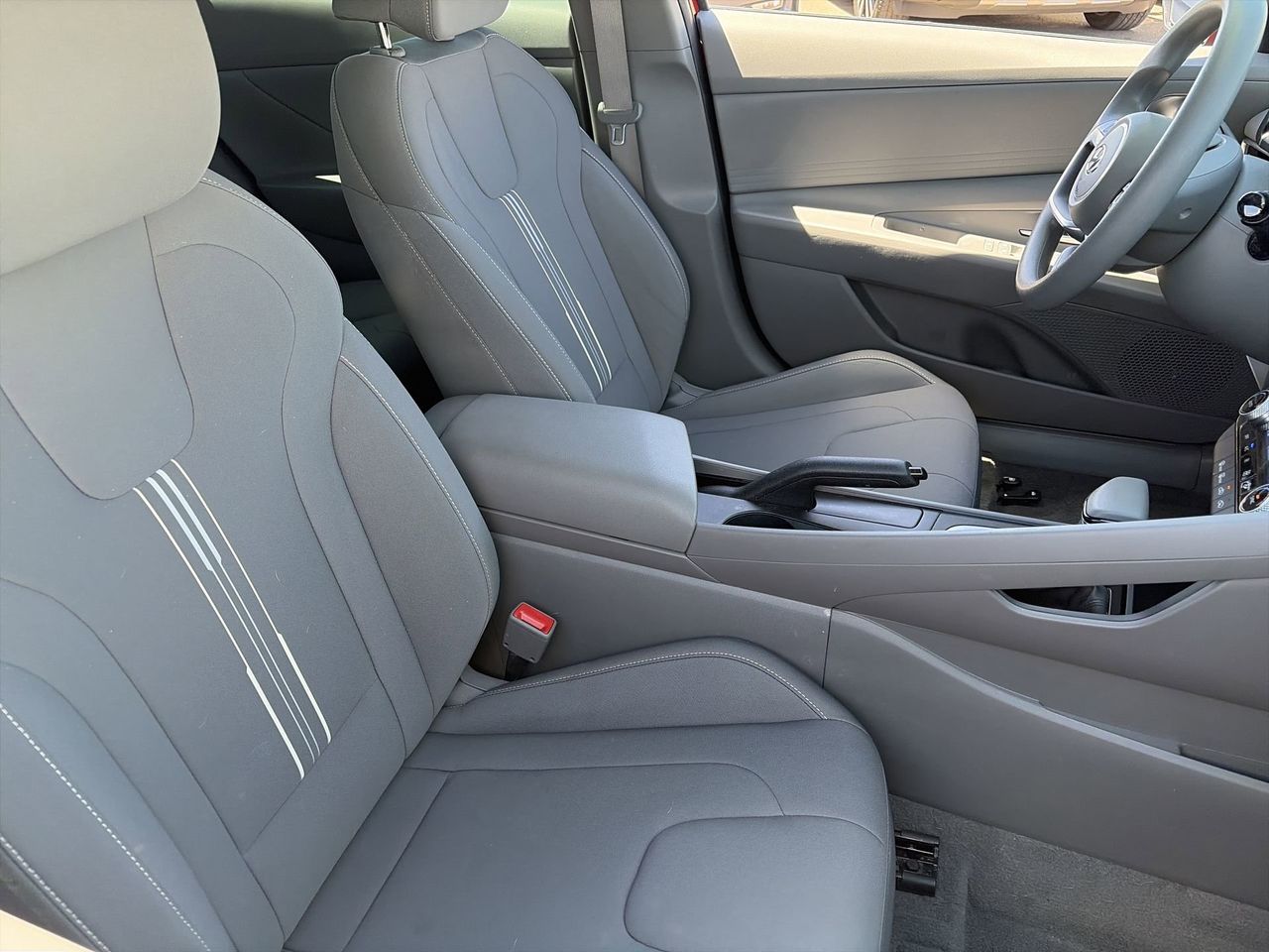 2023 Hyundai Elantra SEL - Photo 10