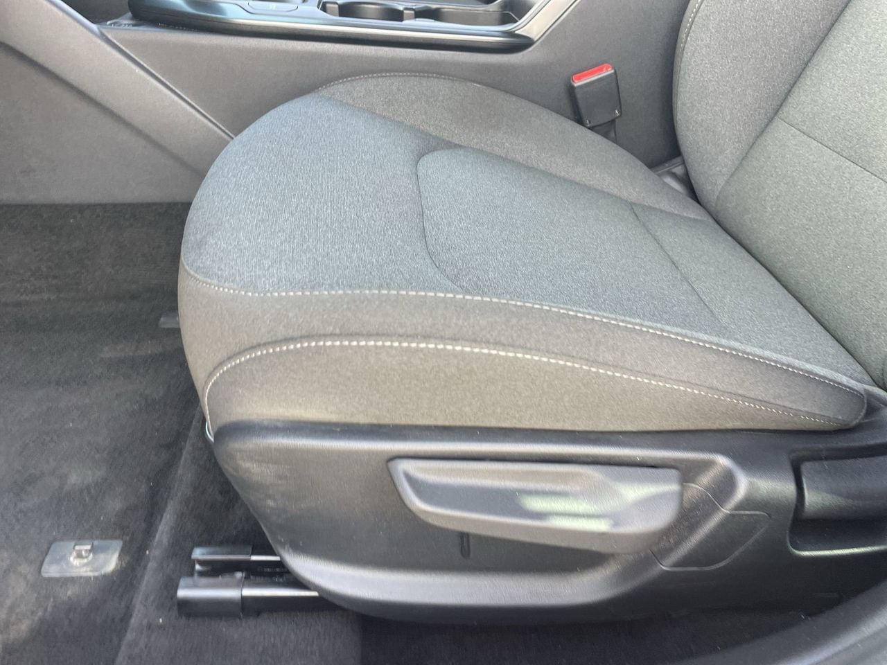 Certified Used 2025 Deep Sea Blue Kia  image 19