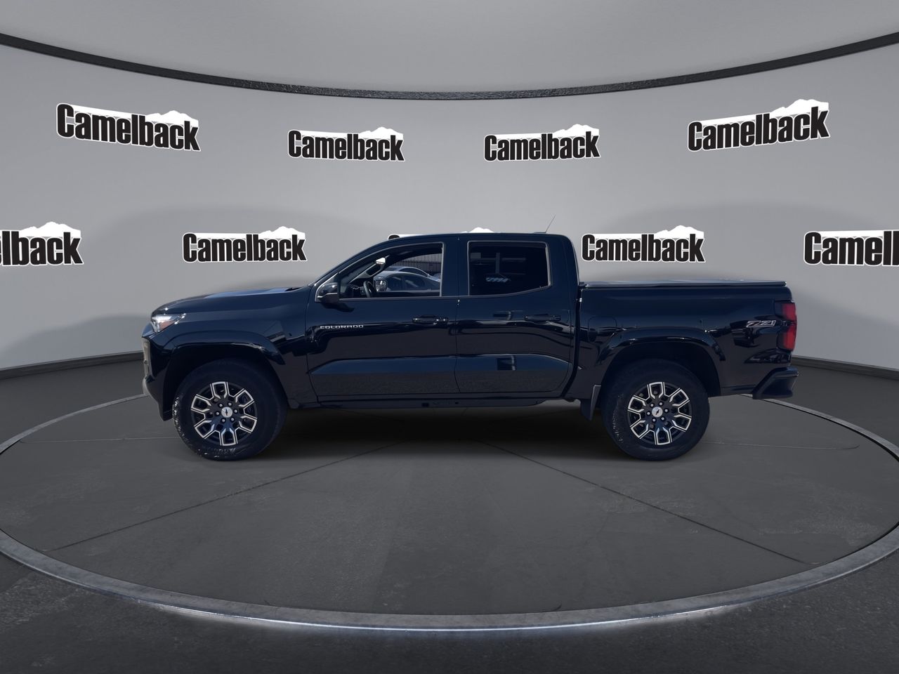 Used 2024 Black Chevrolet Z71 image 4