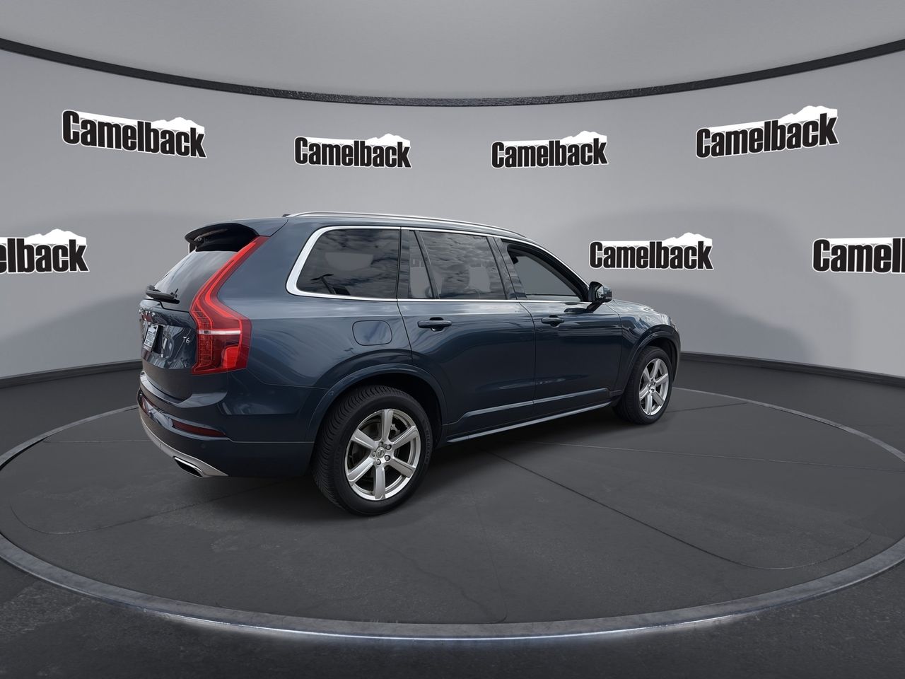 Used 2021 Denim Blue Volvo T6 Momentum 7 Passenger image 7