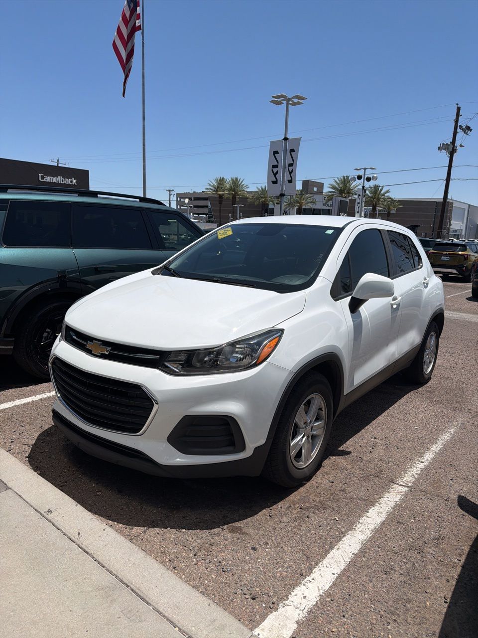 2020 Chevrolet Trax LS's photo