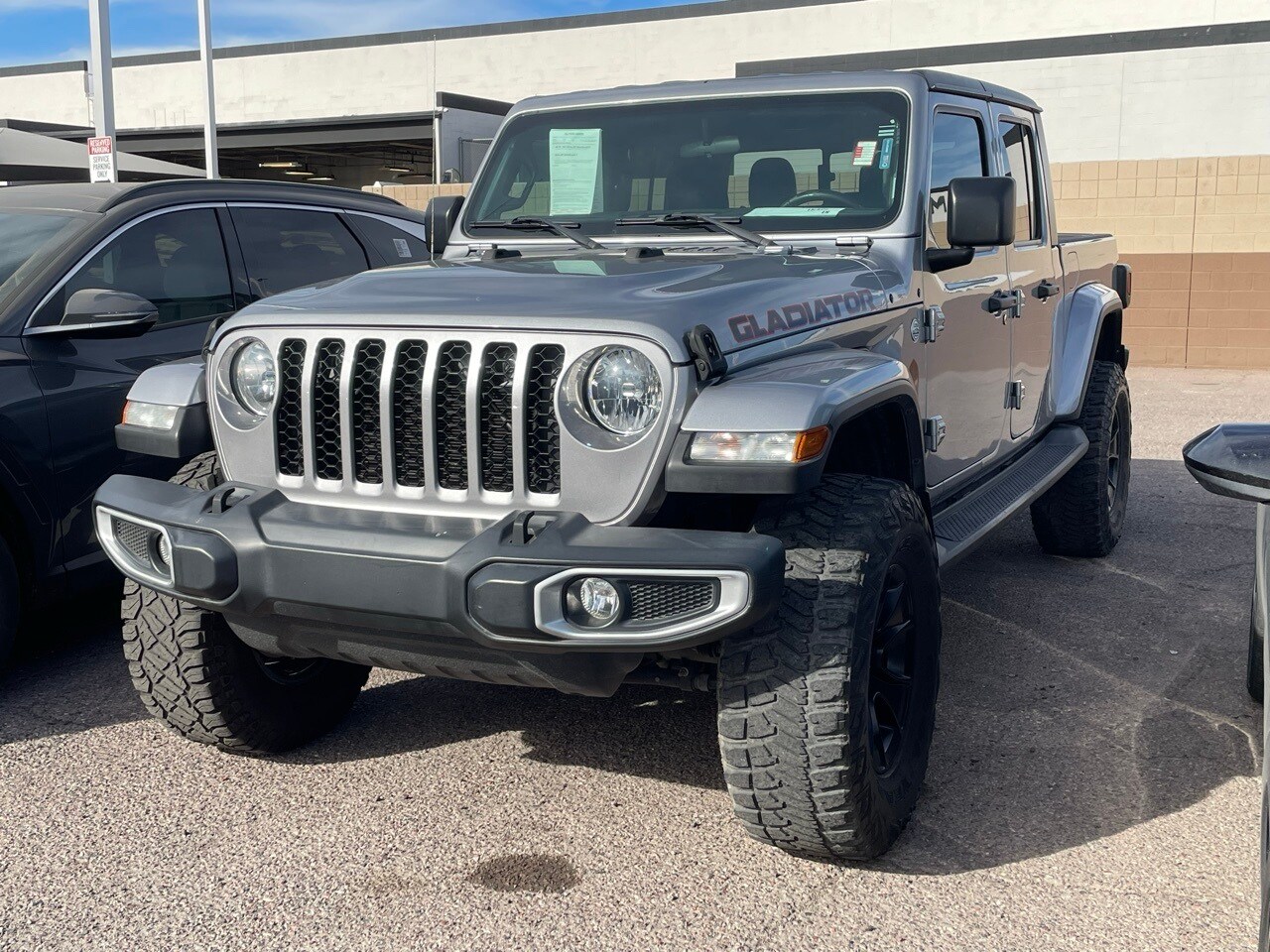 2021 Jeep Gladiator Sport photo 2