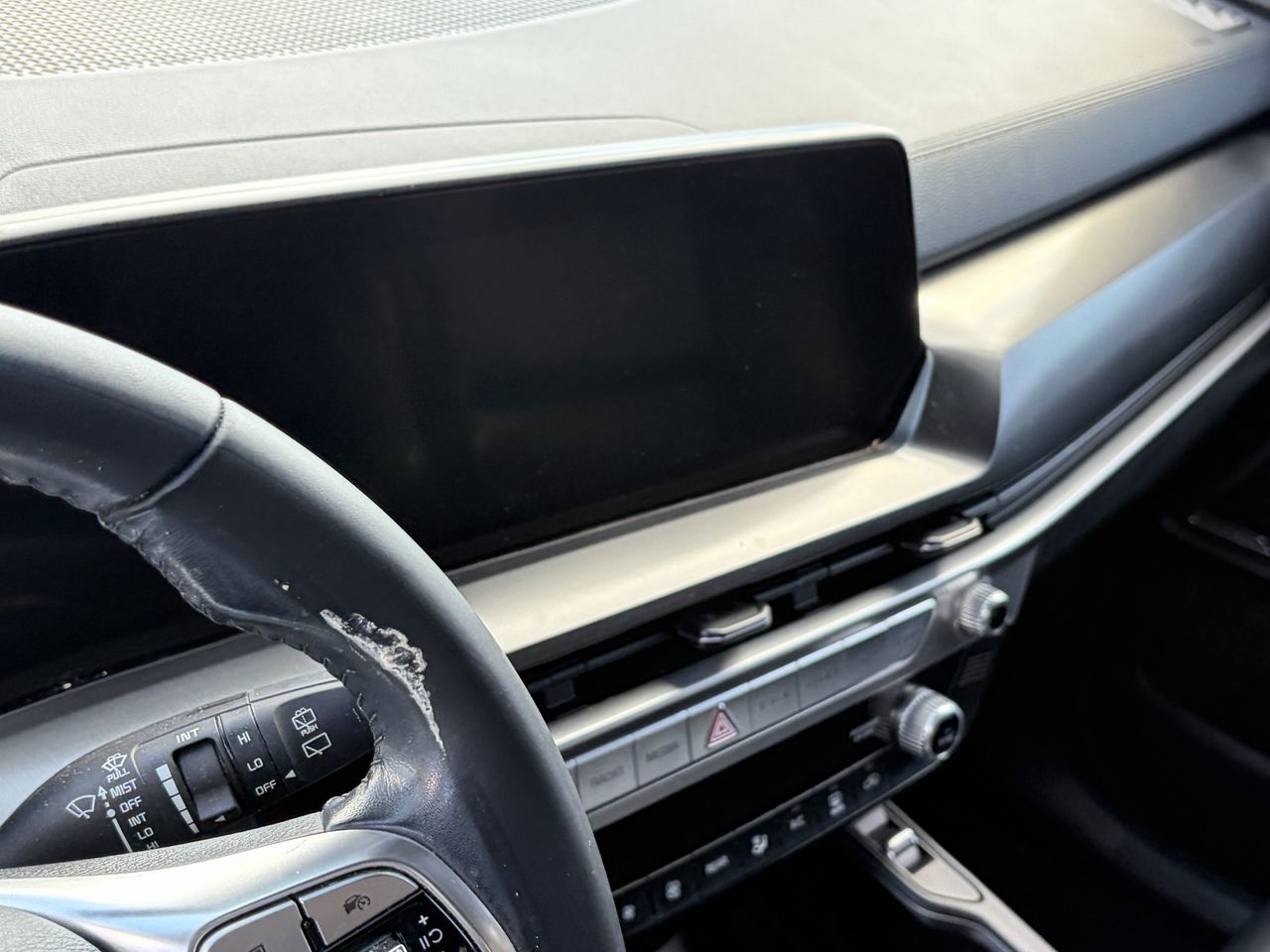 Used 2024 Everlasting Silver Kia S image 14