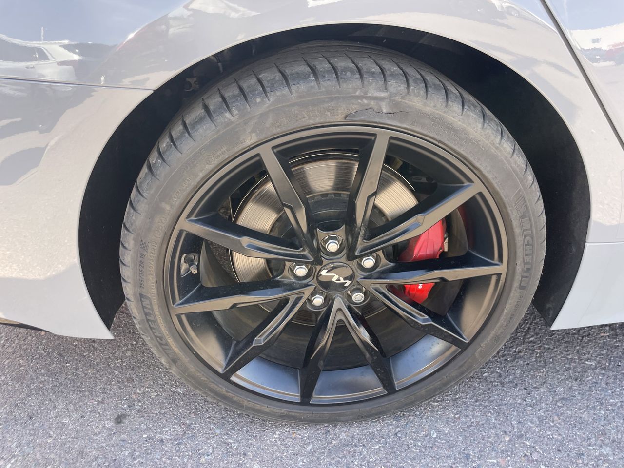 Certified Used 2023 Ceramic Silver Kia GT2 image 11