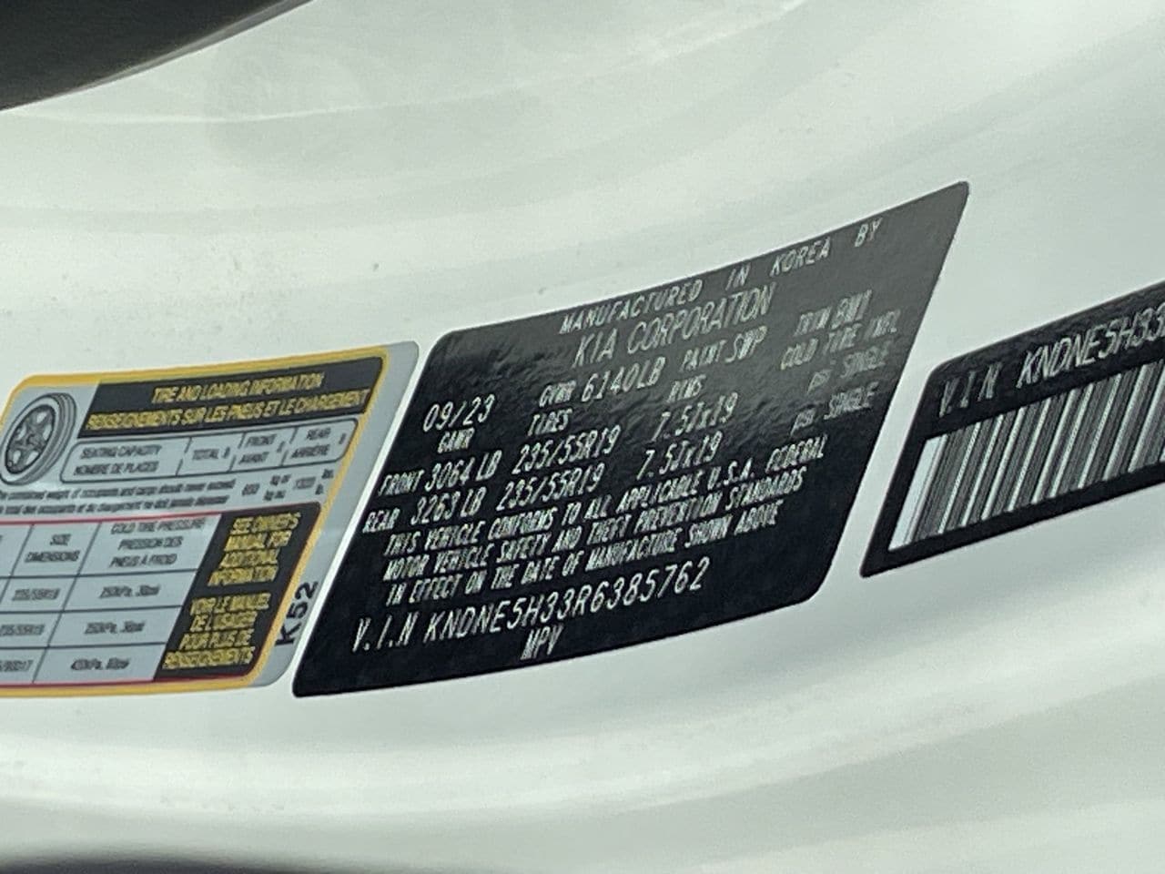 Certified Used 2024 Snow White Pearl Kia SX image 18