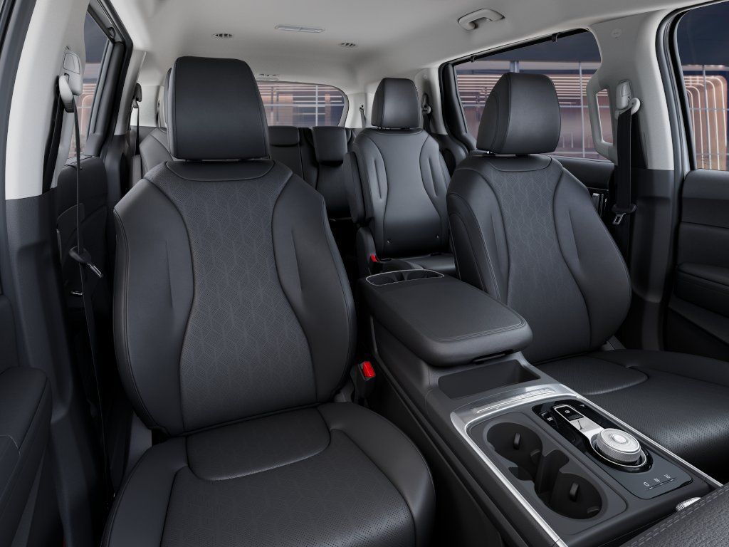 New 2027 Snow White Pearl Kia EX image 15