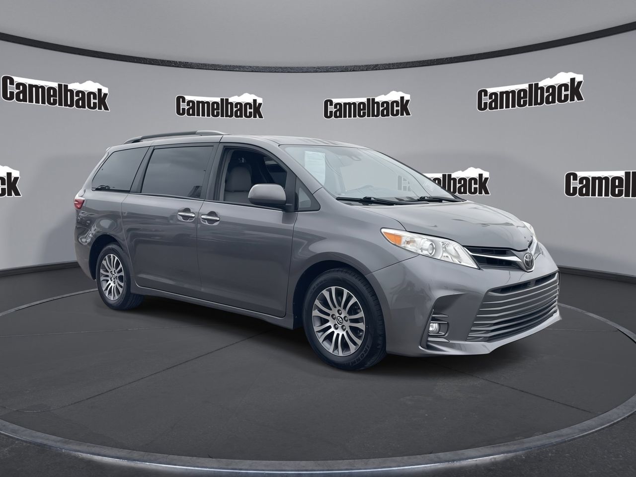 2018 Toyota Sienna XLE Premium