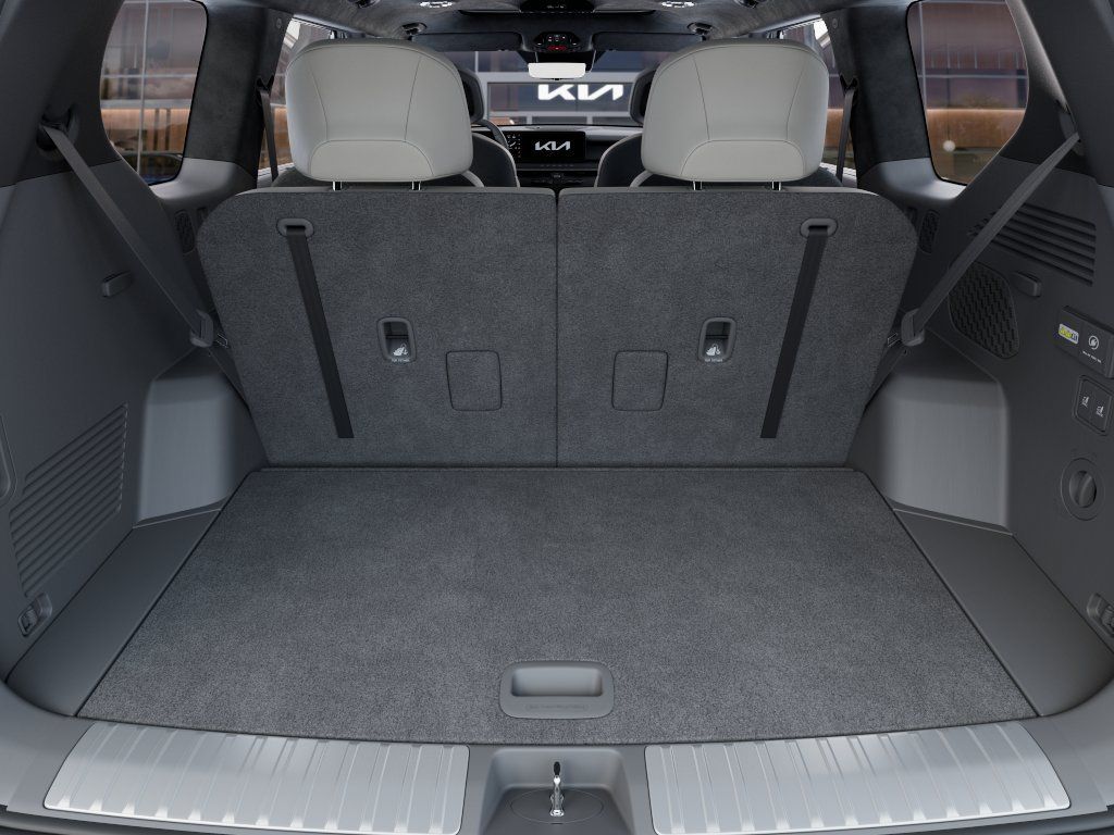 New 2026 Wolf Gray/Ebony Black Roof Kia GT-Line image 19