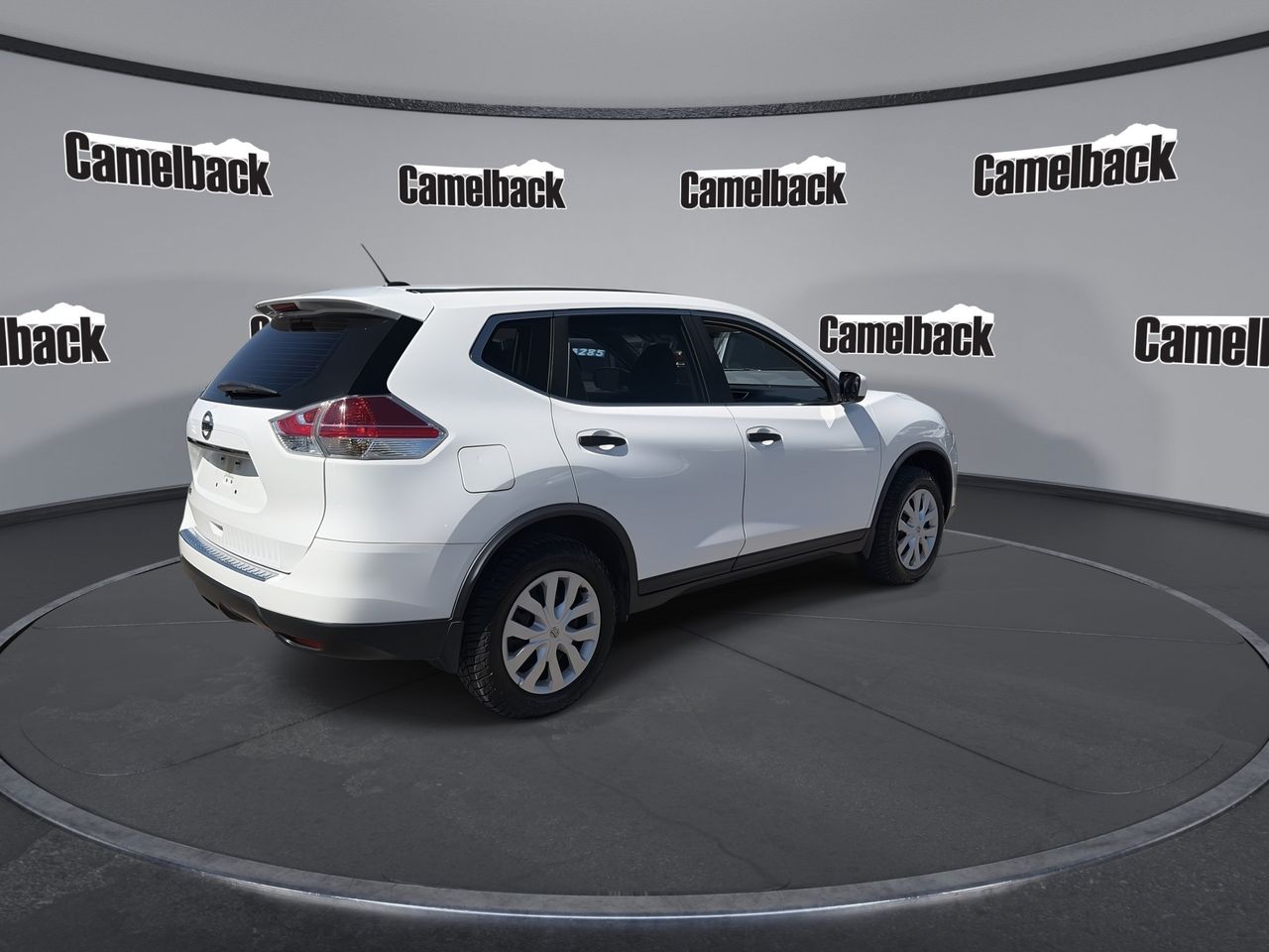 Used 2016 Glacier White Nissan S image 7