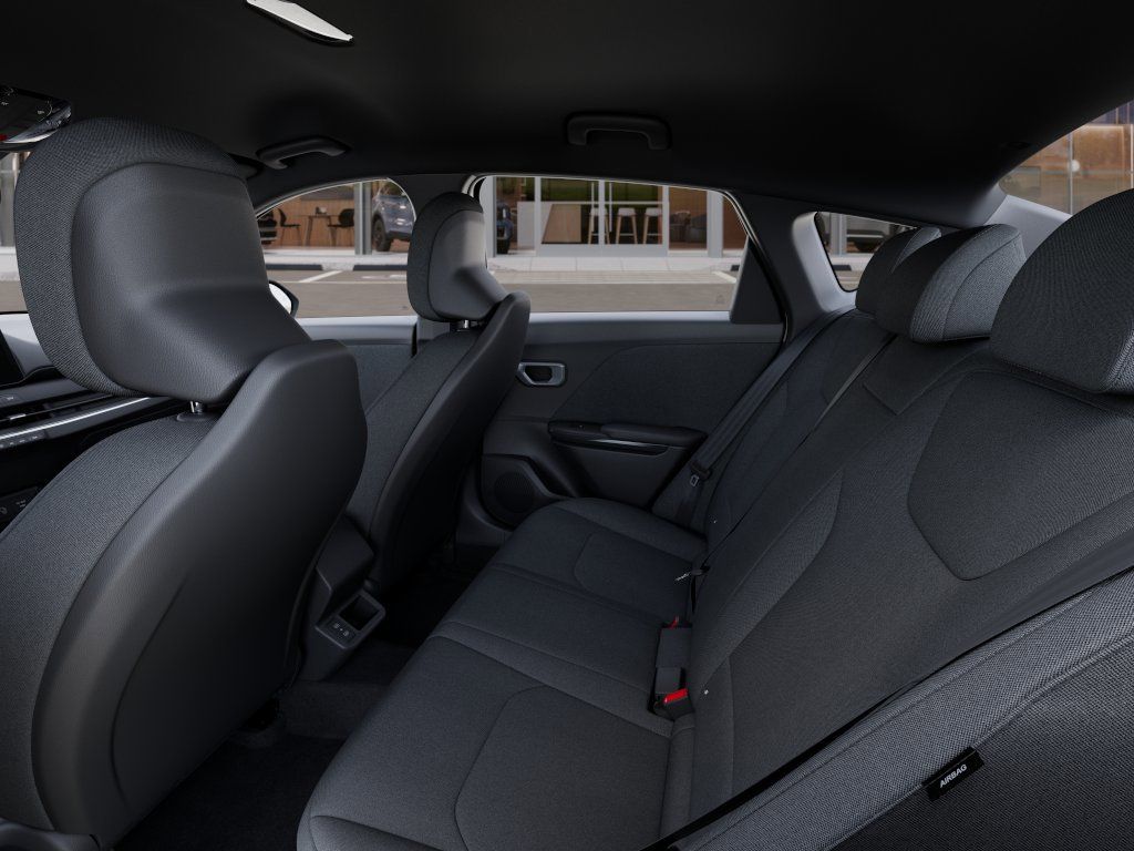 New 2026 Snow White Pearl Kia LXS image 18