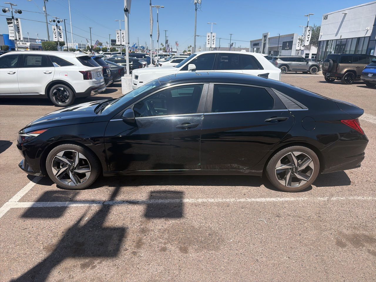 2021 Hyundai Elantra 2.0 Limited IVT's photo