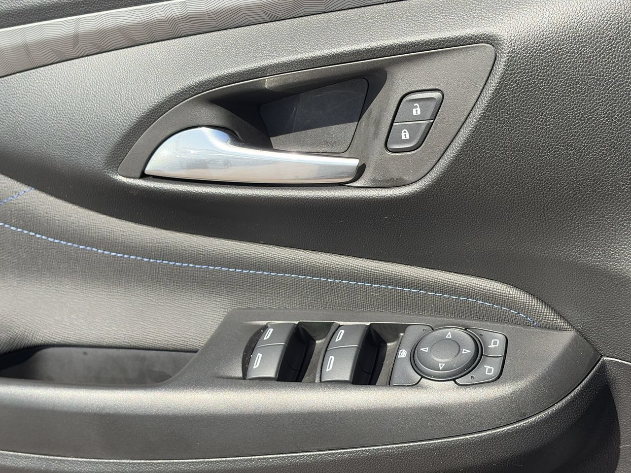 Used 2026 Moonstone Gray Buick Sport Touring image 20