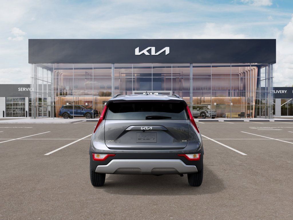 New 2026 Steel Gray Kia LX image 5