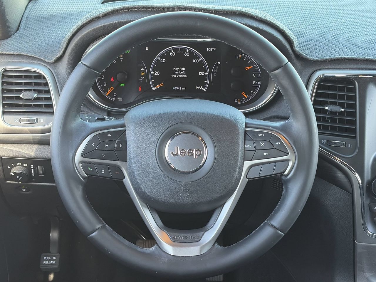 Used 2020 Granite Crystal Jeep Laredo image 21