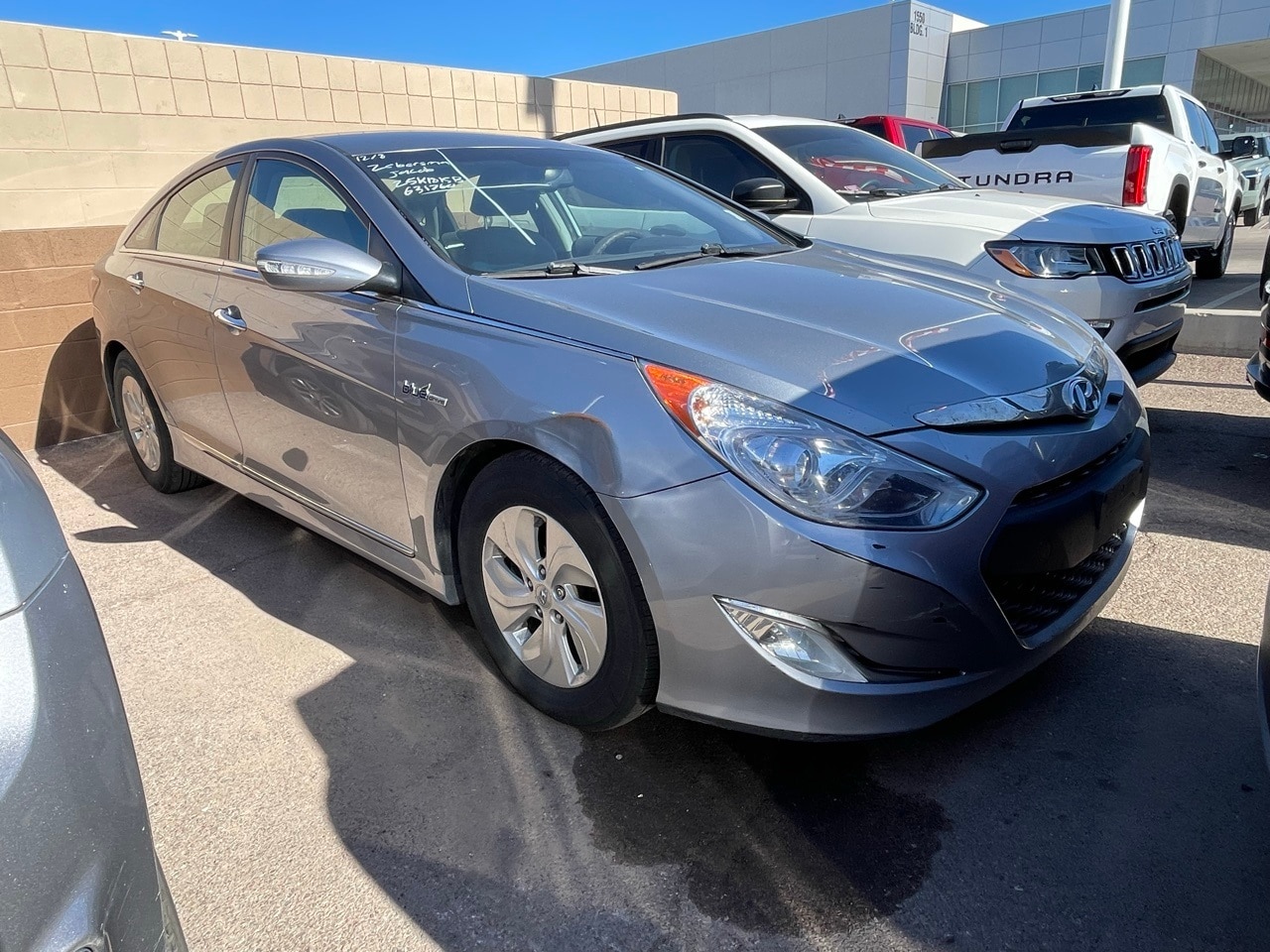 Used 2015 Hyundai Sonata Hybrid Base with VIN KMHEC4A41FA124301 for sale in Phoenix, AZ