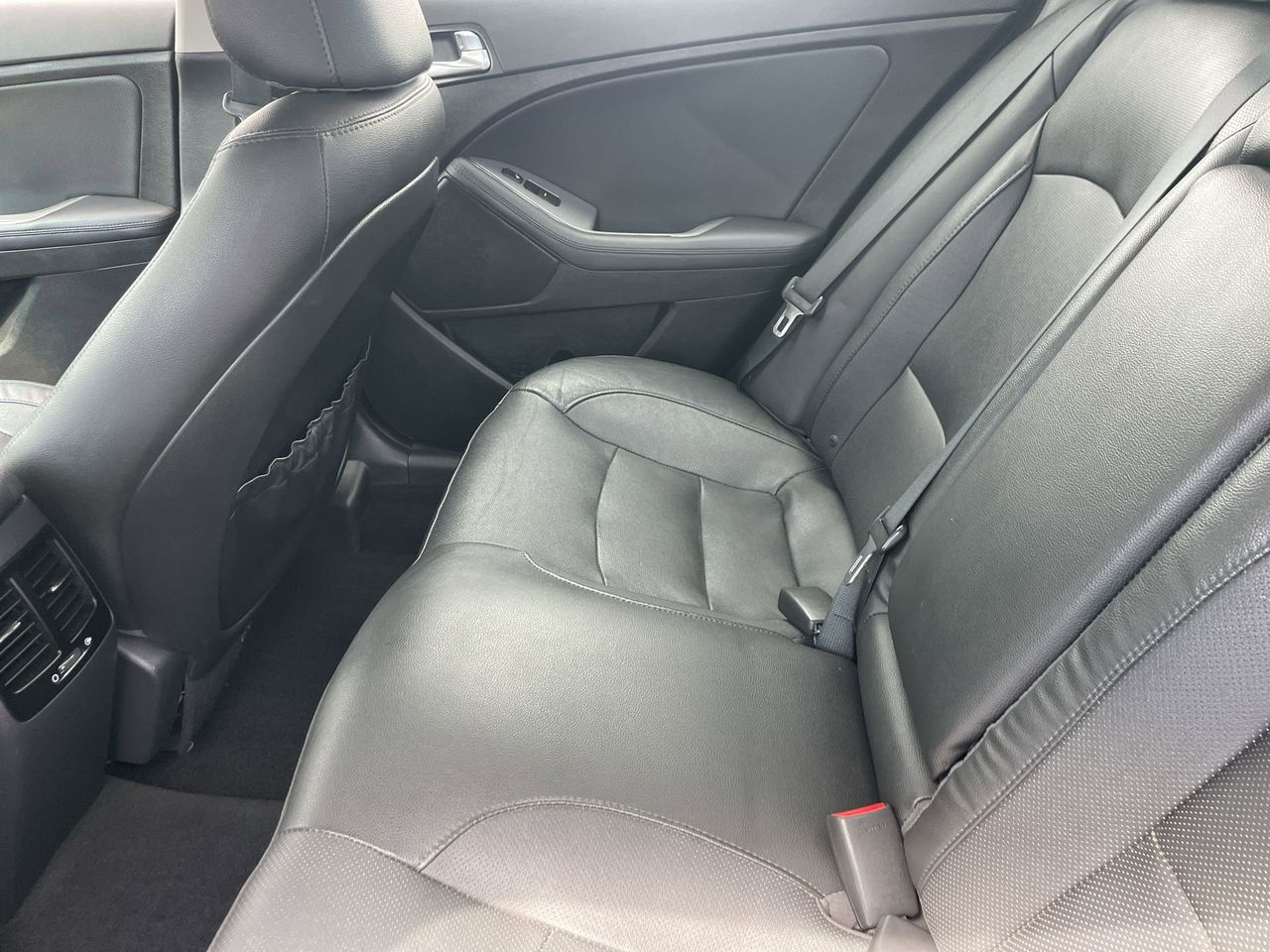 Used 2015 Titanium Silver Kia SX Turbo FWD image 16