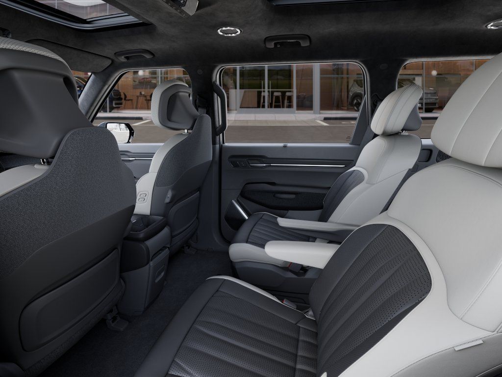 New 2026 Wolf Gray/Ebony Black Roof Kia GT-Line image 18