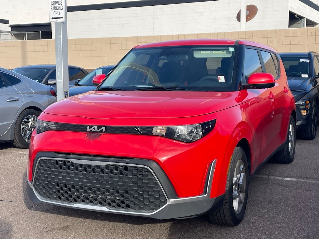 Certified 2023 Kia Soul LX Hatchback