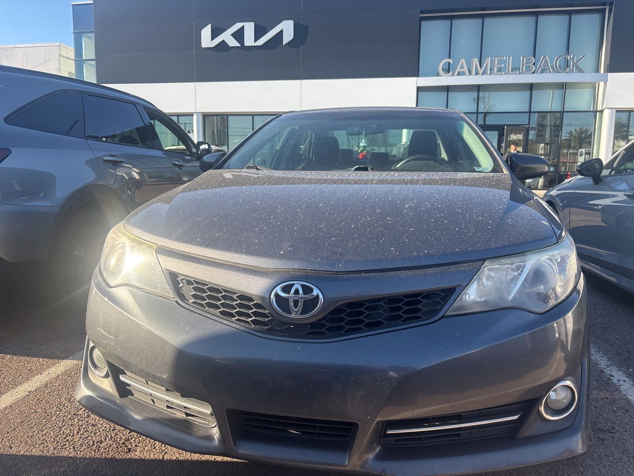 Used 2014 Magnetic Gray Metallic Toyota SE image 5