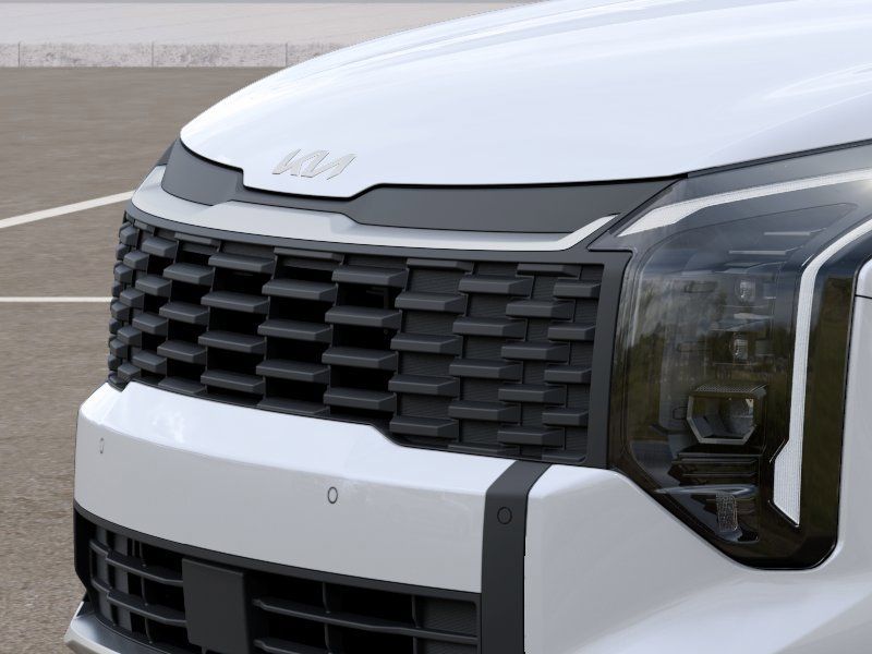New 2026 Snow White Pearl Kia LX image 12