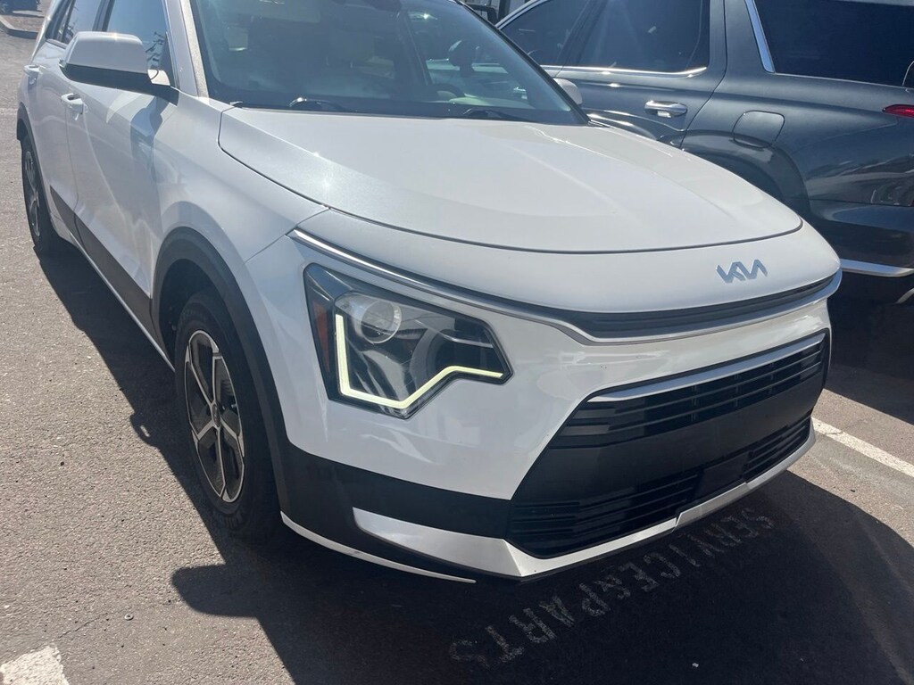 Certified 2024 Kia Niro EX SUV
