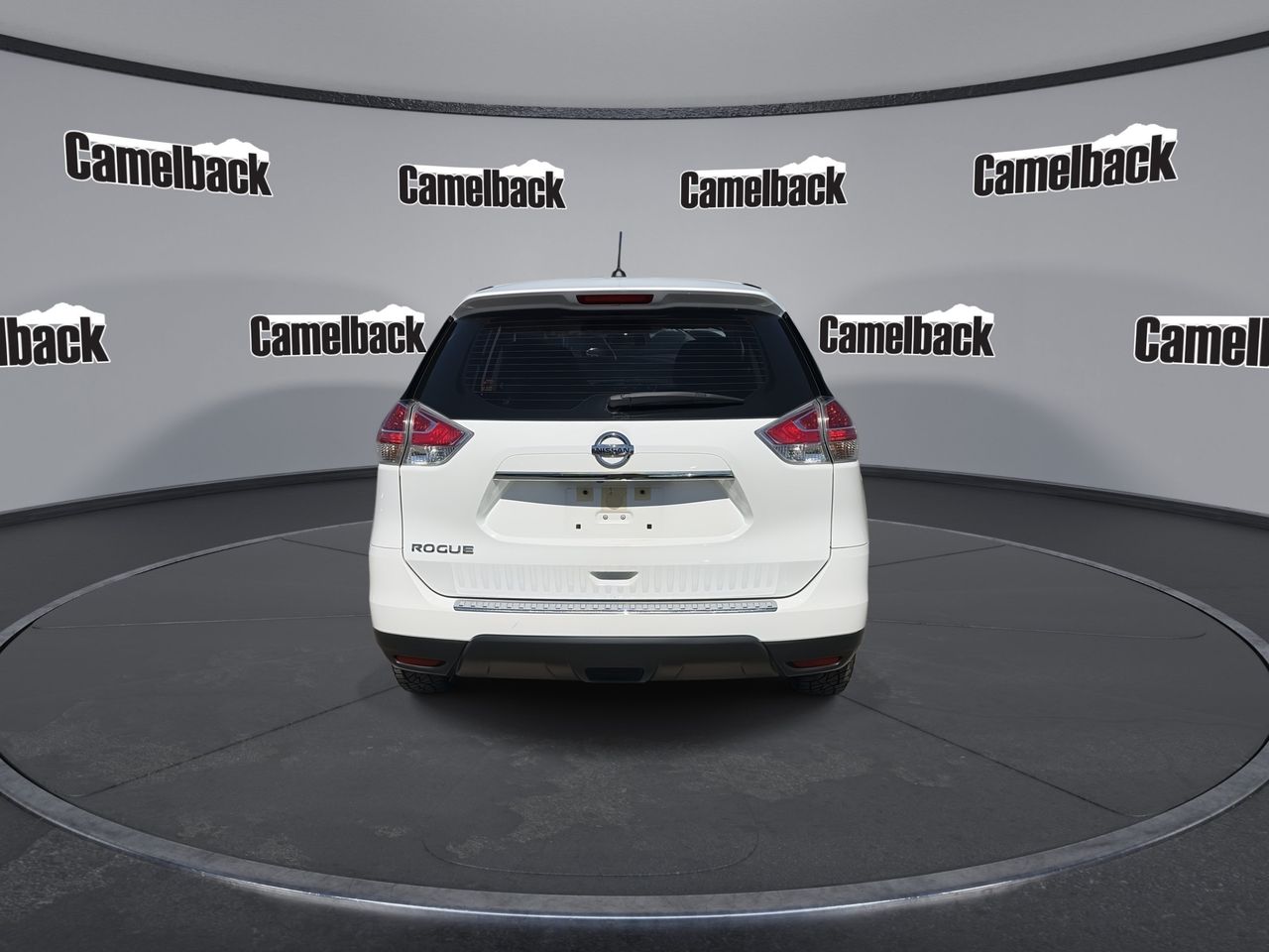 Used 2016 Glacier White Nissan S image 6