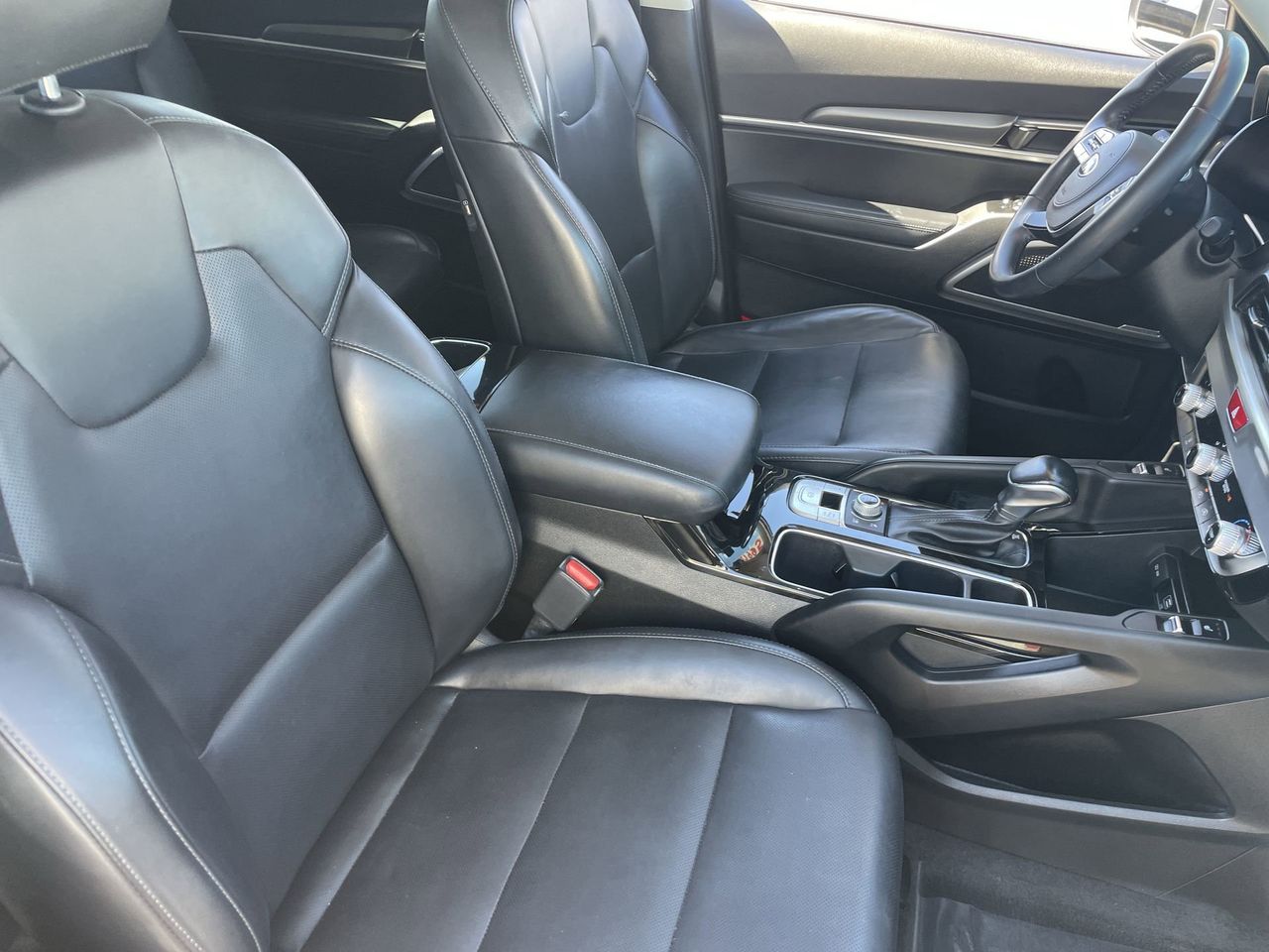 Used 2020 Everlasting Silver Kia S image 10