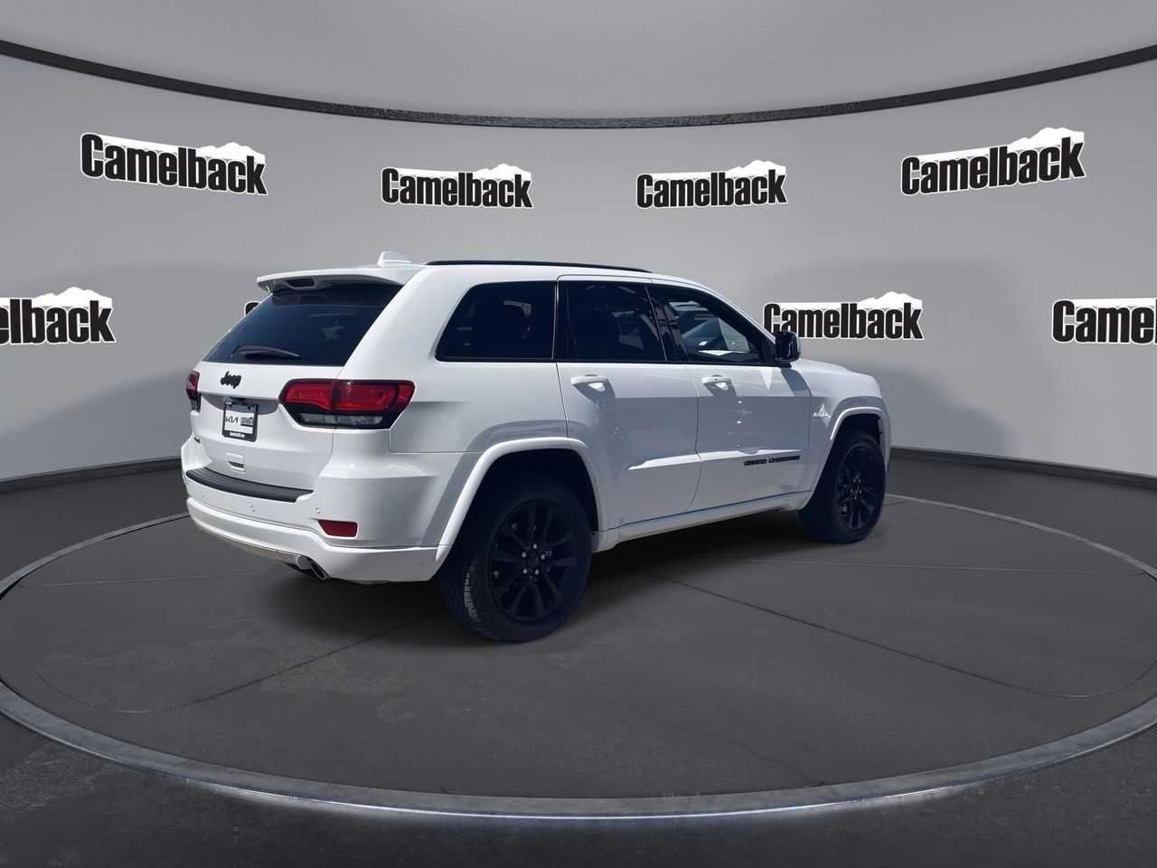 Used 2020 Bright White Jeep Laredo image 7
