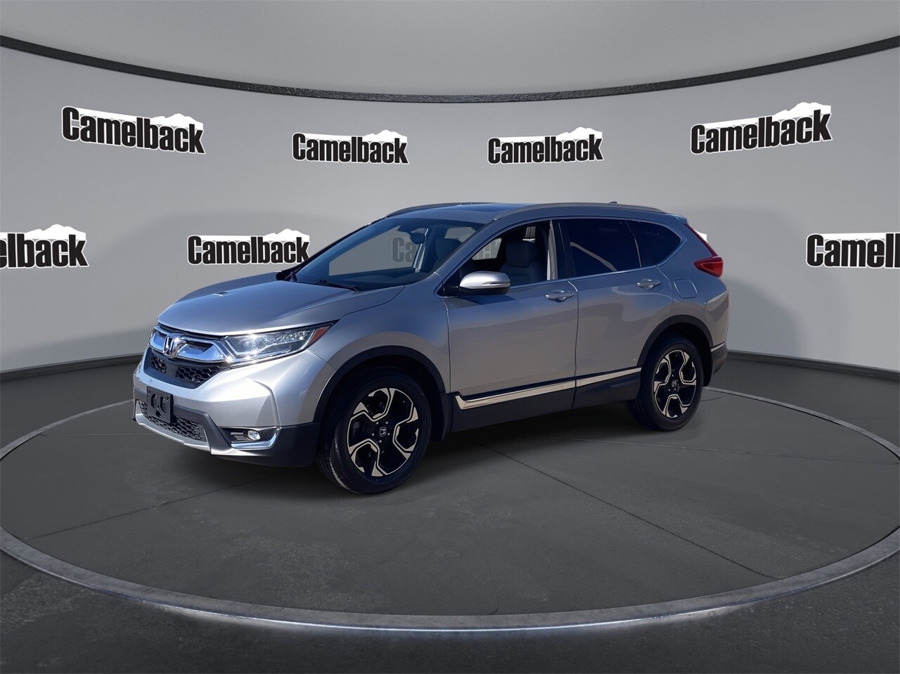 2019 Honda CR-V Touring photo 3