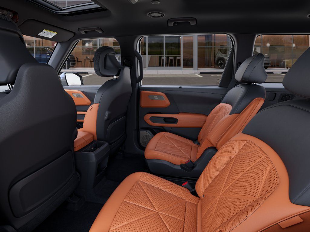 New 2027 Glacial White Pearl Kia SX image 18