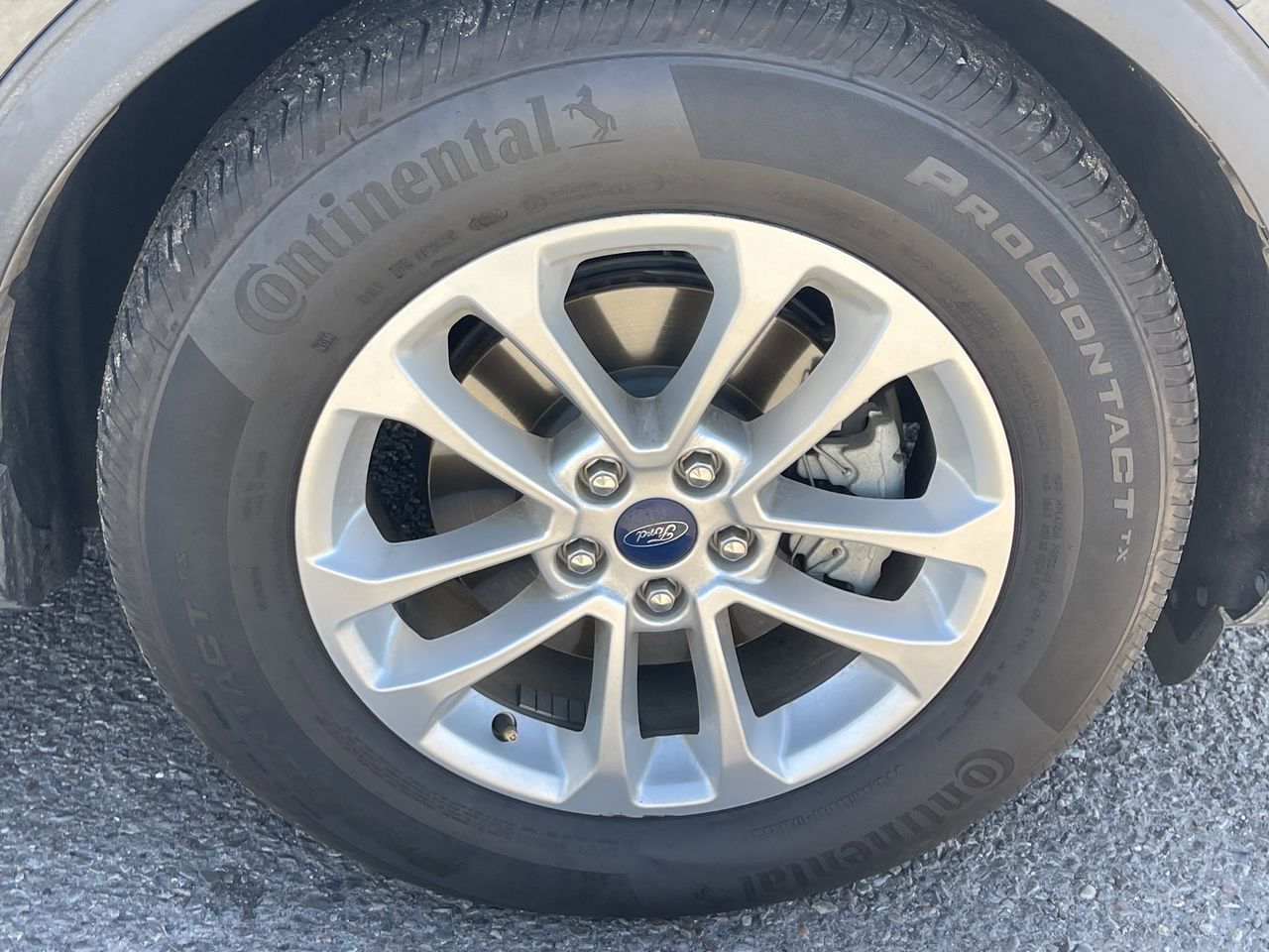 Used 2022 Stone Blue Metallic Ford SE Hybrid image 4