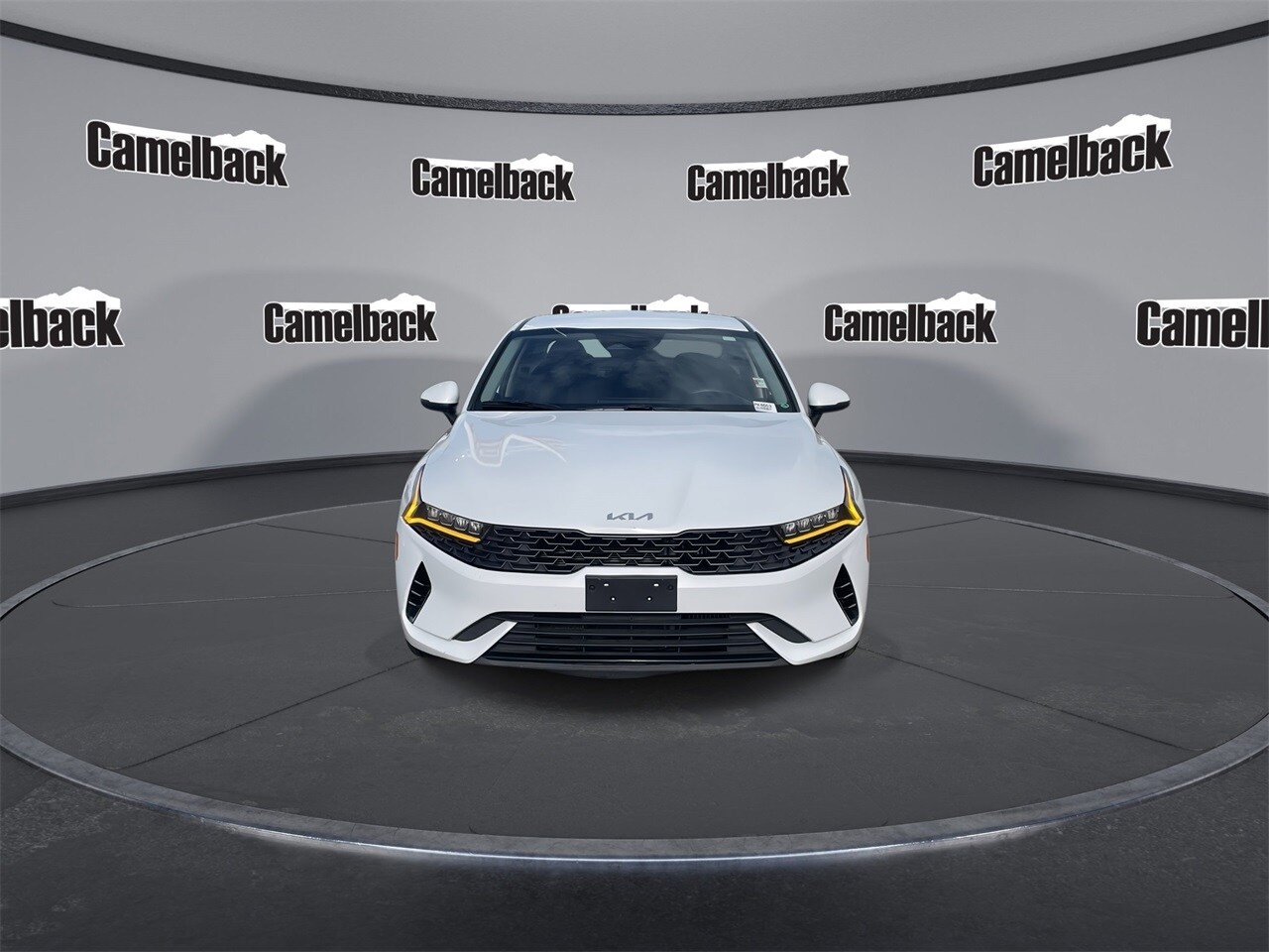 2023 Kia K5 LXS photo 2